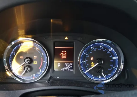 2019 Toyota Corolla Le from USA, damaged, VIN 2T1BURHE2KC156146